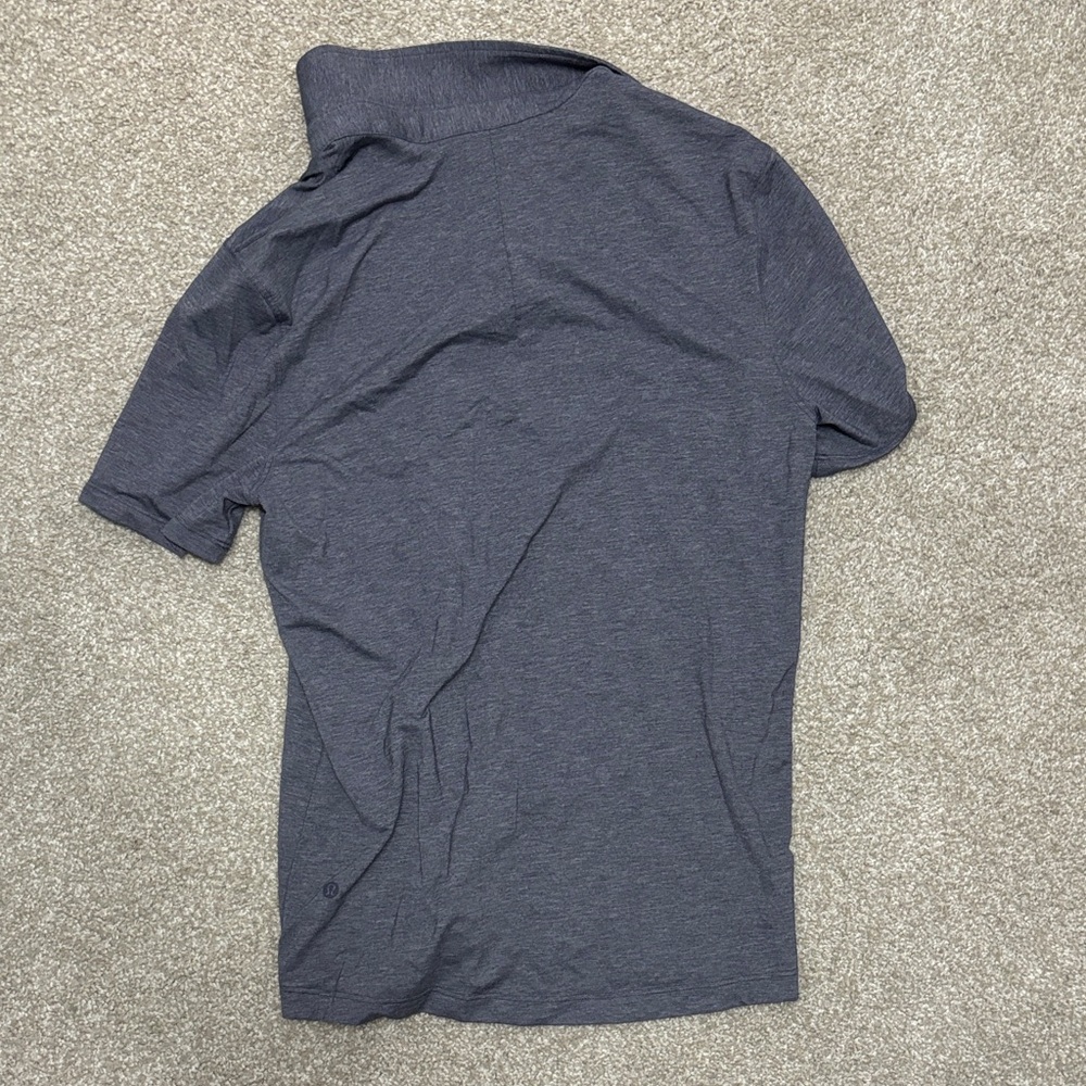 lululemon athletica Men's Charcoal Polo Shirt - Picture 3 of 3